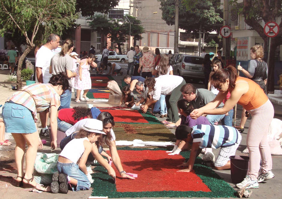 Confira O Que Abre E Fecha Em Goi Nia No Feriado De Corpus Christi