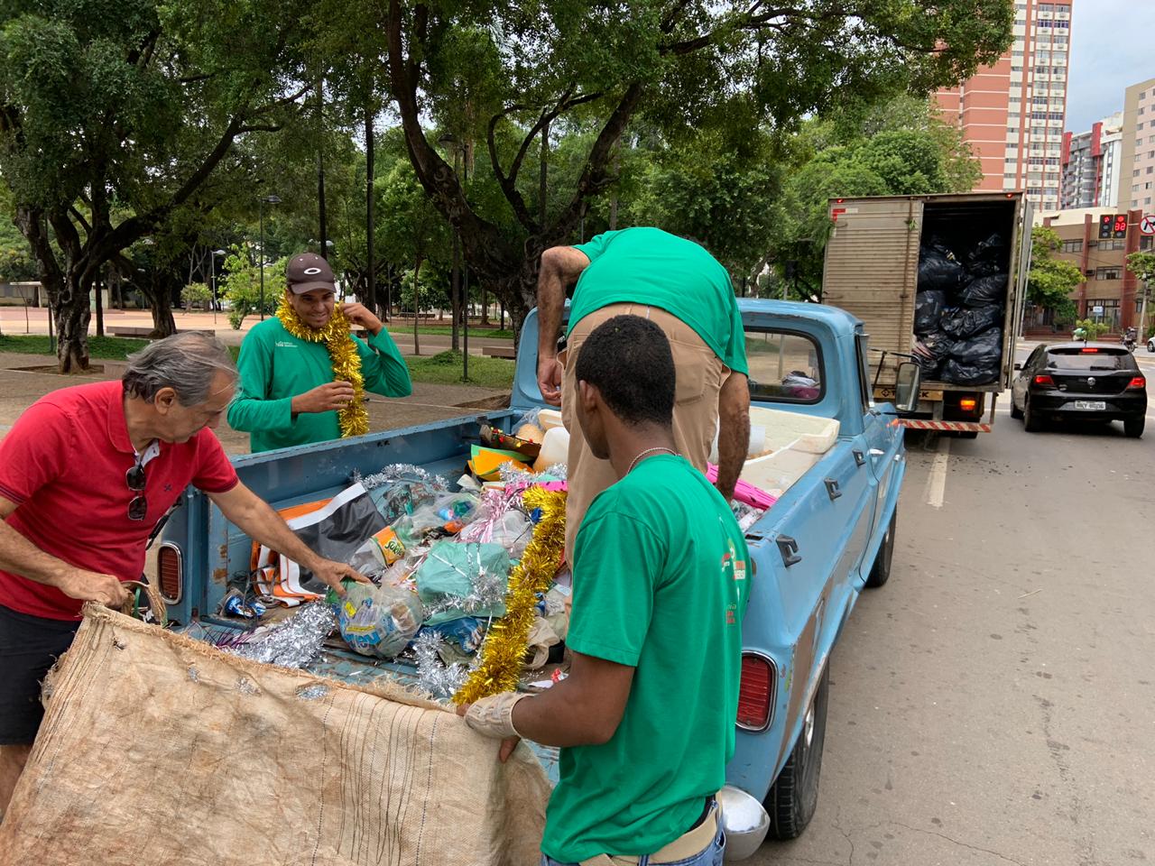 Pós carnaval Comurg recolhe mais de cinco toneladas de lixo em Goiânia