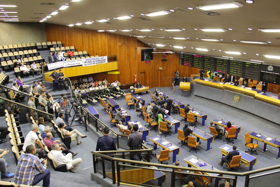Câmara de Goiânia aprova alterações nas carreiras e gratificações para servidores públicos