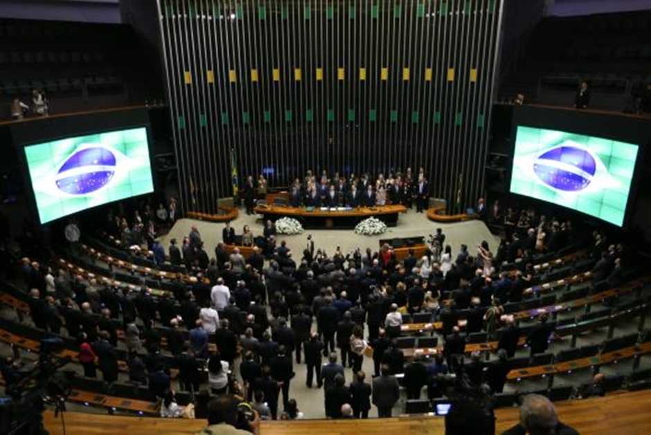 Congresso mantém vetos de Bolsonaro em sessão conjunta