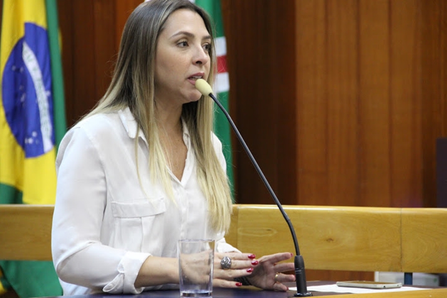 A vereadora Tatiana Lemos (PCdoB), teve a cassação do diploma de 1ª suplente de deputada estadual confirmada pelo TRE. (Foto: Reprodução/Câmara Municipal de Goiânia)