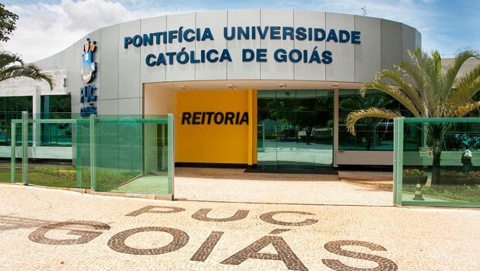 Apuc cobra diálogo da PUC Goiás sobre o retorno das aulas presenciais
