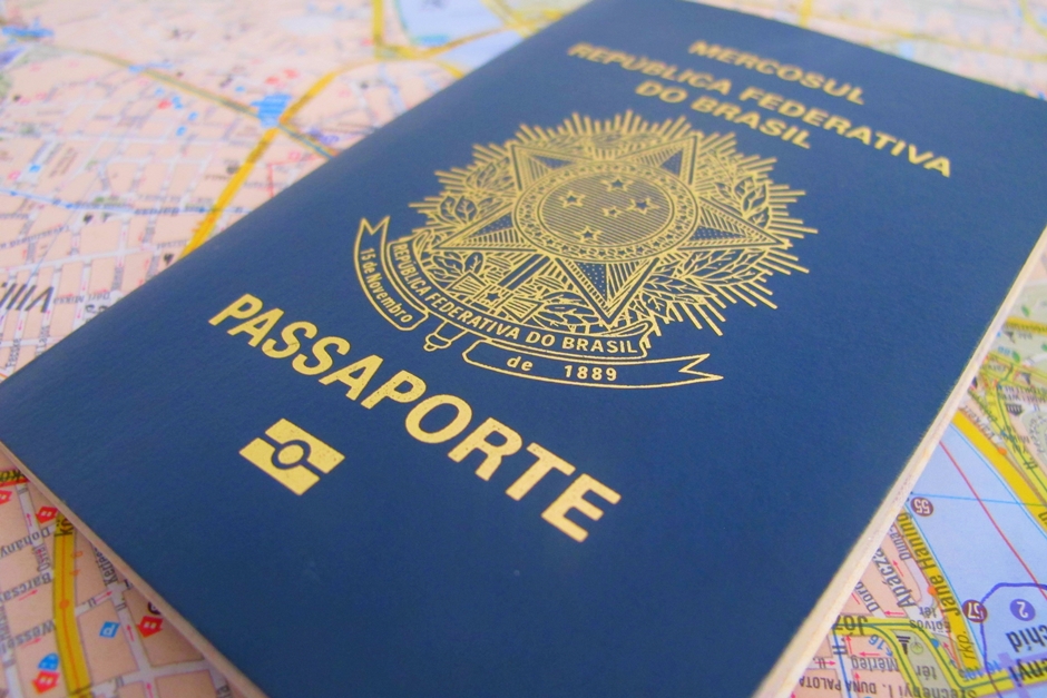 Brasil vai continuar com a postura neutra em relação ao conflito entre Rússia e Ucrânia ucranianos passaporte humanitário