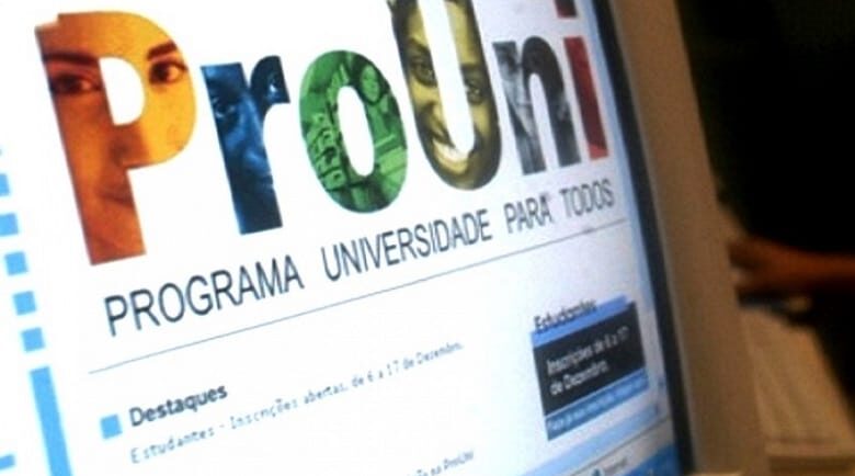 Inscrições no Prouni são prorrogadas até sexta (2) após atraso no Sisu Programa oferece 406.428 bolsas, sendo 308.977 integrais (100%)