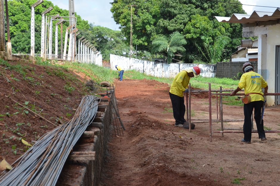 Após 4 anos parada, obra na Praça do Esporte do Setor Pedro Ludovico é retomada