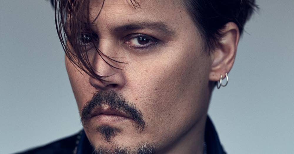 Johnny Depp é 'convidado a renunciar' de papel na franquia Animais Fantásticos