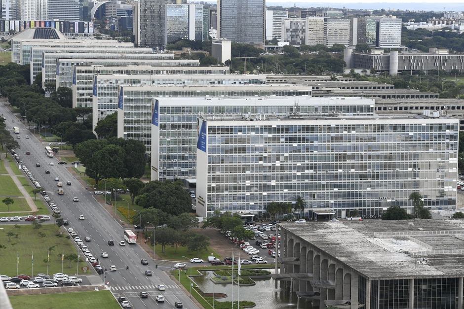 Servidores federais temem volta ao trabalho presencial no meio da pandemia