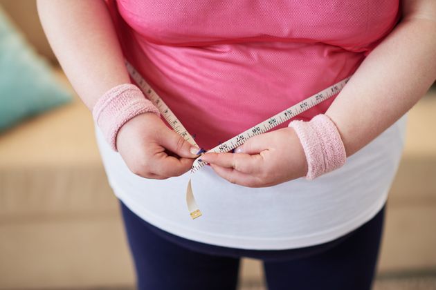 Mulher impedida de tomar posse em concurso por causa da obesidade ganha vaga na justiça