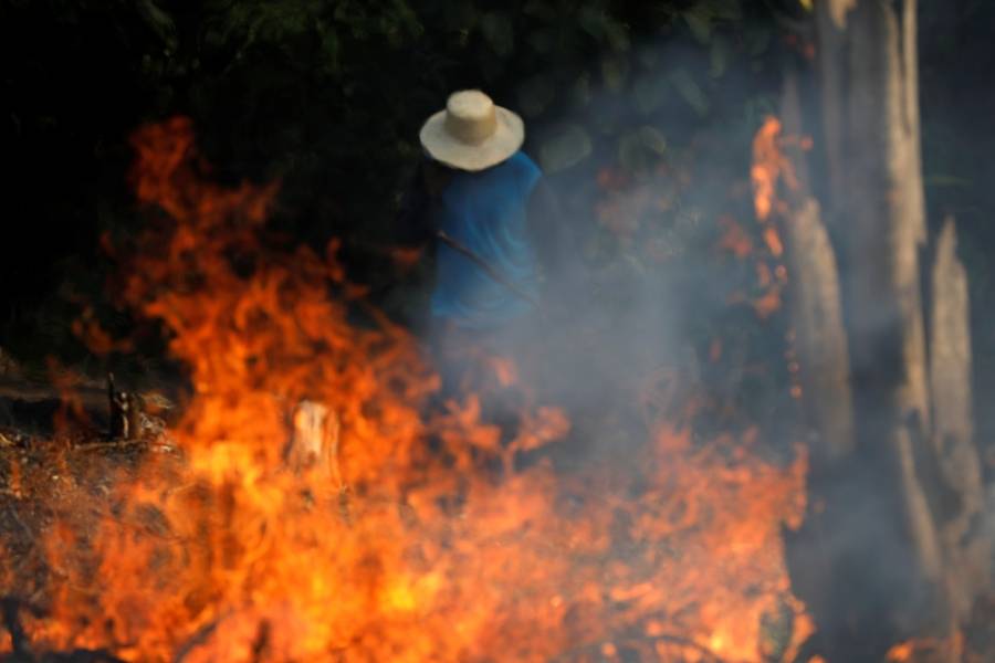 O ministro do Meio Ambiente, Ricardo Salles, afirmou que considera "excelente" e "muito bem-vinda" a ajuda financeira oferecida pelo G-7 para combate aos incêndios na Amazônia