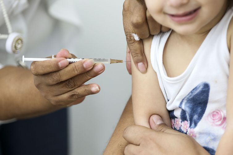 SMS de Goiânia recebe estoque reduzido da vacina DTP