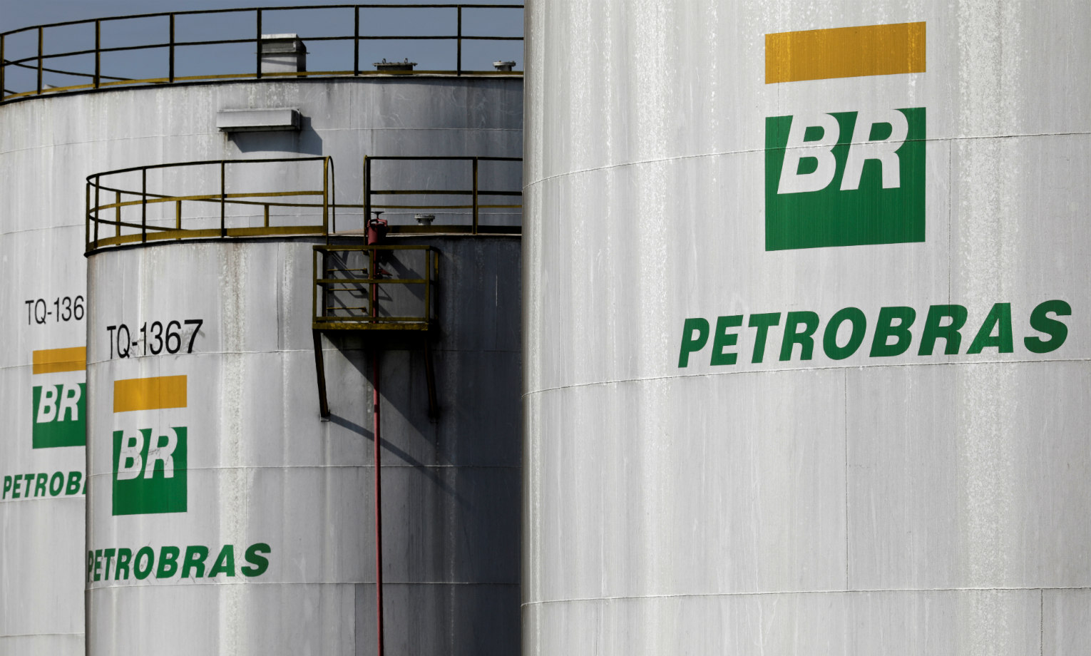 Começou na manhã desta sexta-feira, 21, no TST reunião de conciliação entre a Petrobras e sindicatos sobre a greve de petroleiros (Foto: Divulgação)
