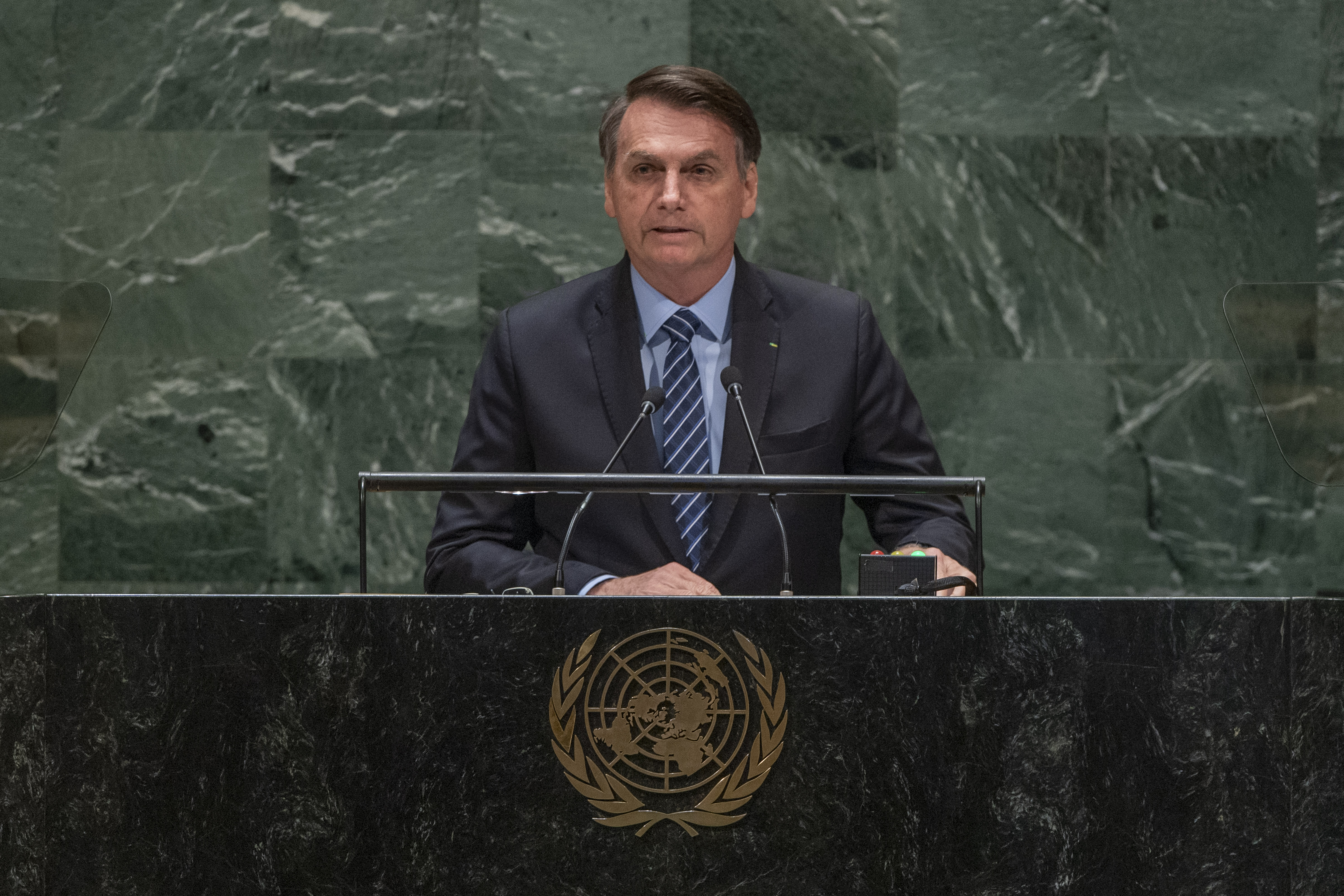 Em discurso agressivo na ONU, Bolsonaro ataca países e diz que há falácias sobre Amazônia