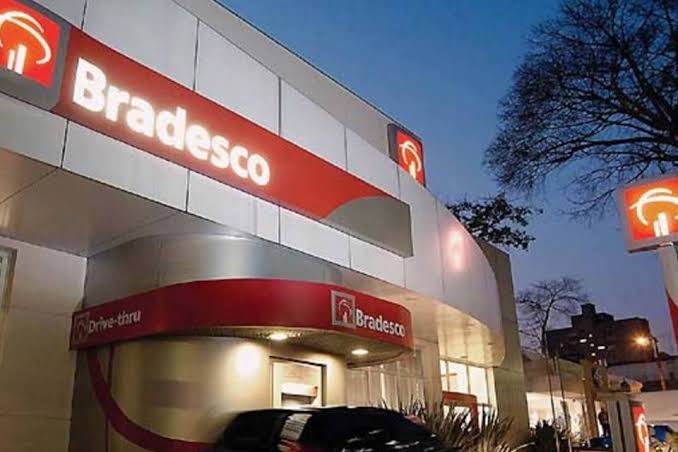 Bradesco é condenado por demitir funcionário soropositivo, em Mineiros