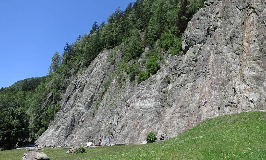 Local onde ocorreu o acidente: rocha de Les Gaillands, na região dos Alpes (Foto: O.Taris/Wikimedia