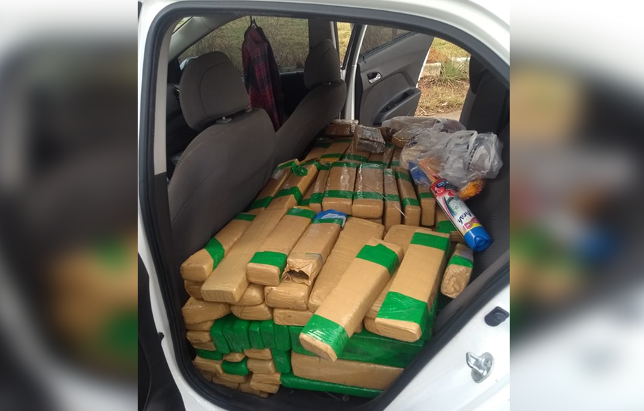 Operação conjunta apreende 350 kg de maconha na BR 060, em Guapó