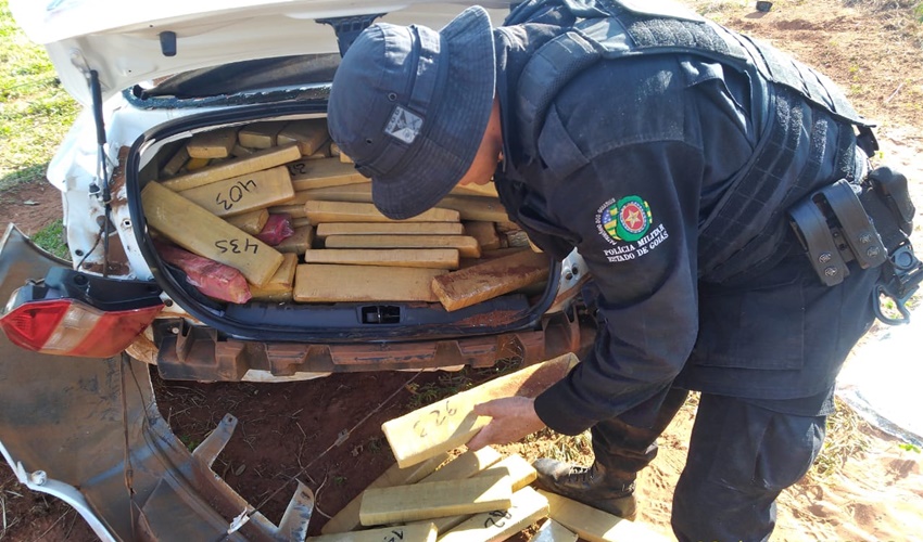 Policiais do COD e da Rotam interceptaram veículo com 700 quilos de maconha