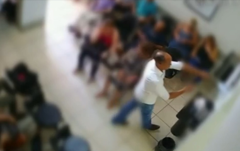 Suspeito de cometer furtos em clínicas de Goiânia foi identificado pela PC. Trata-se de Valtecy Sebastião, 49 anos, que trabalha como churrasqueiro. (Foto: Reprodução/TV Anhanguera)