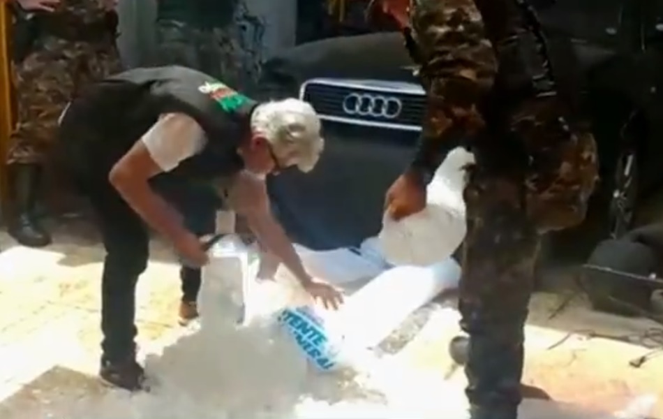 Polícia Militar Ambiental prendeu homem que vendia gelo com água do Rio Meia Ponte
