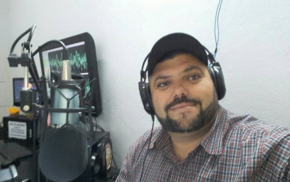 Leandro Cintra da Silva foi condenado a 14 anos de prisão pela participação no assassinato do radialista Jefferson Pureza em Edealina. (Foto: Reprodução/Facebook)