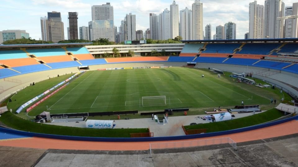 Com capacidade aumentada para 42.049 presentes, marca pode ser batida em partida entre Goiás x Flamengo