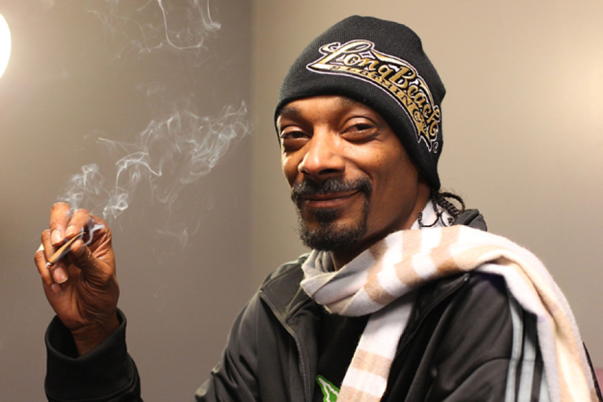 Snoop Dogg publica vídeo escutando Alcione; assista