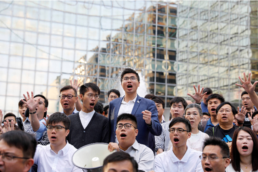 Pequim ameaça manifestantes após derrota em Hong Kong