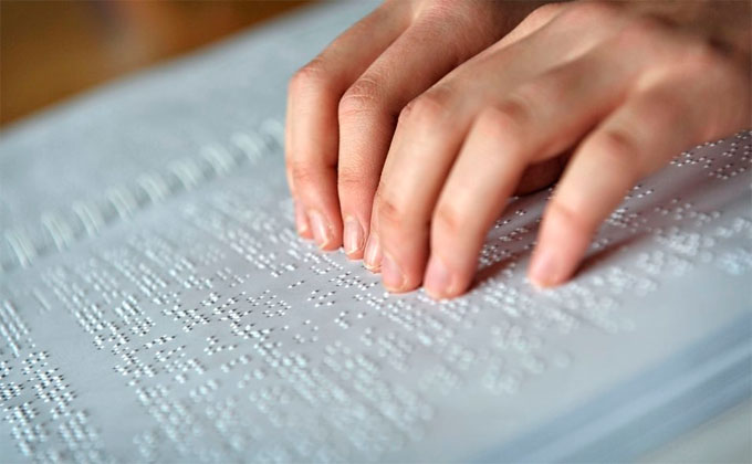 Projeto prevê cardápios em Braille em estabelecimentos goianos