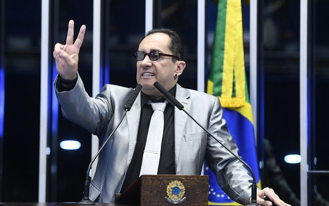 O senador Jorge Kajuru (Cidadania-GO) nomeou José Luiz Datena Júnior, um dos filhos do jornalista e apresentador da TV Band José Luiz Datena, para o cargo de assessor