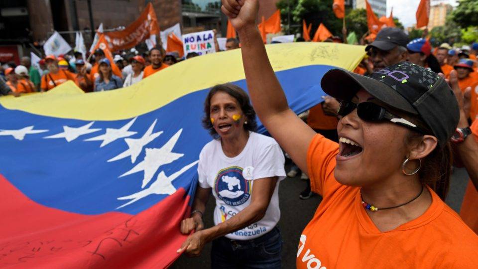 Venezuela: Convocados por Guaidó, manifestantes se reúnem em Caracas