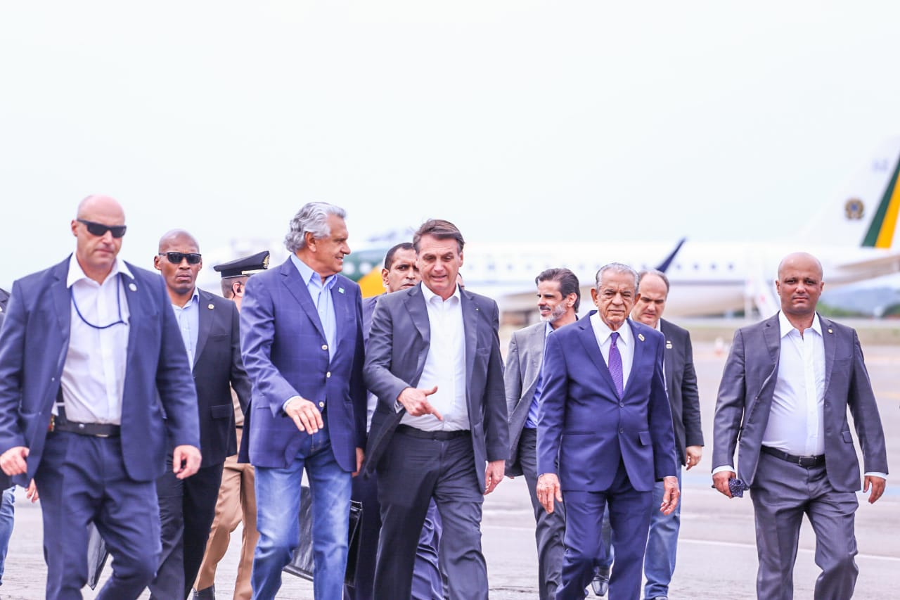 Bolsonaro chega a Goiânia com forte esquema de segurança