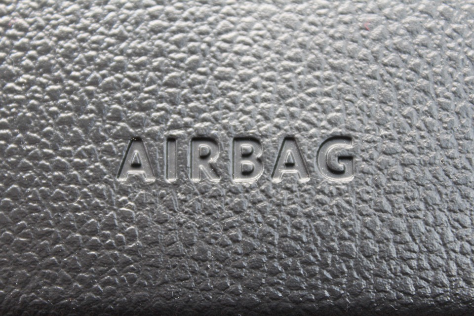 Renault faz recall de 11 mil carros modelo Duster por falha no airbag