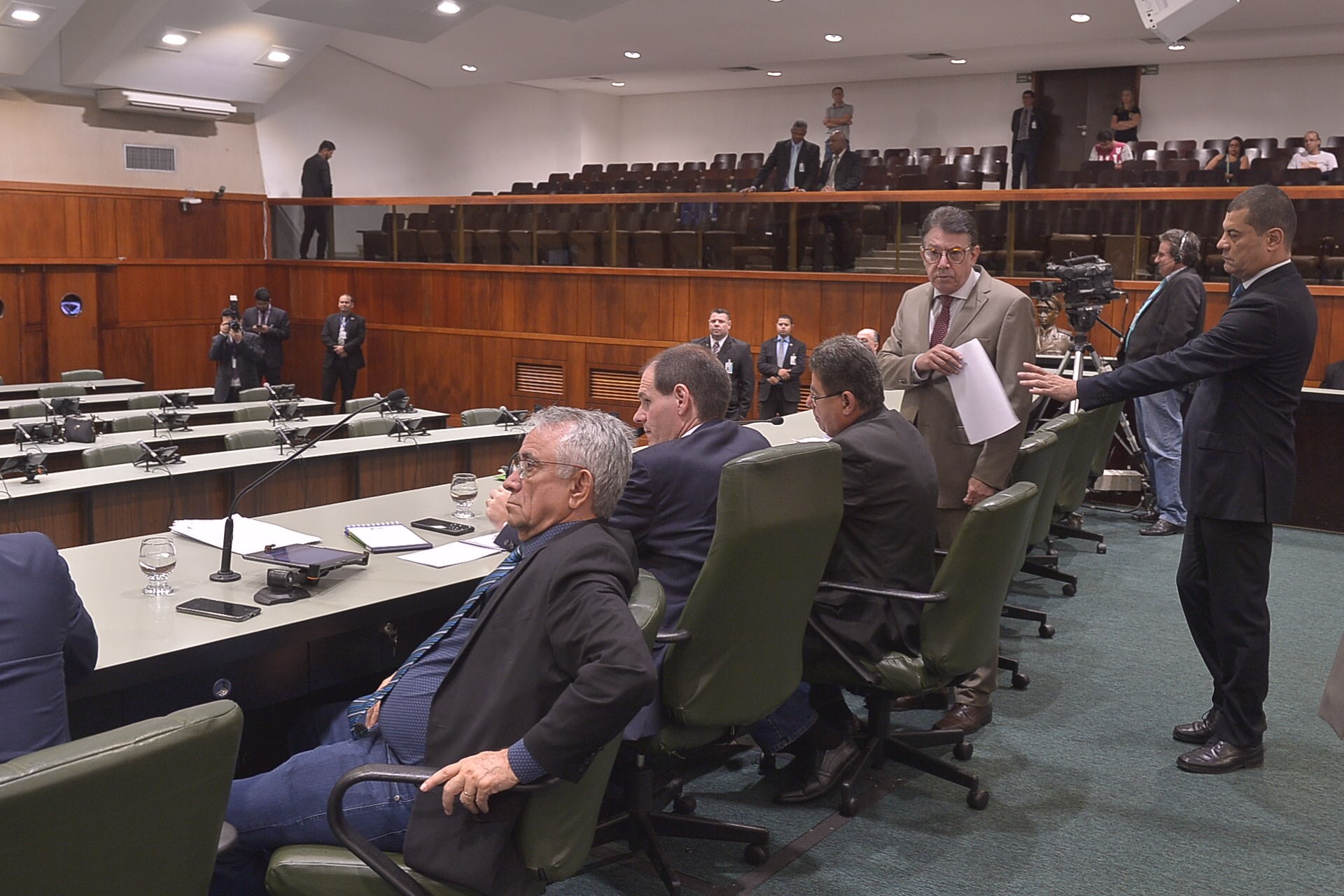 O plenário da Alego aprovou, em segunda e última votação, o projeto de lei que cria o novo Estatuto do Servidor Público de Goiás. (Foto: Divulgação/Alego)