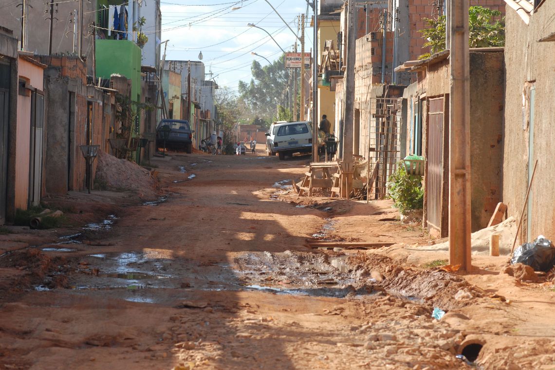 Pesquisa mostra brasileiros mais preocupados com pobreza e pandemia