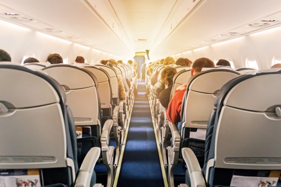 Justiça goiana condena companhia aérea a indenizar cliente por extravio de bagagem