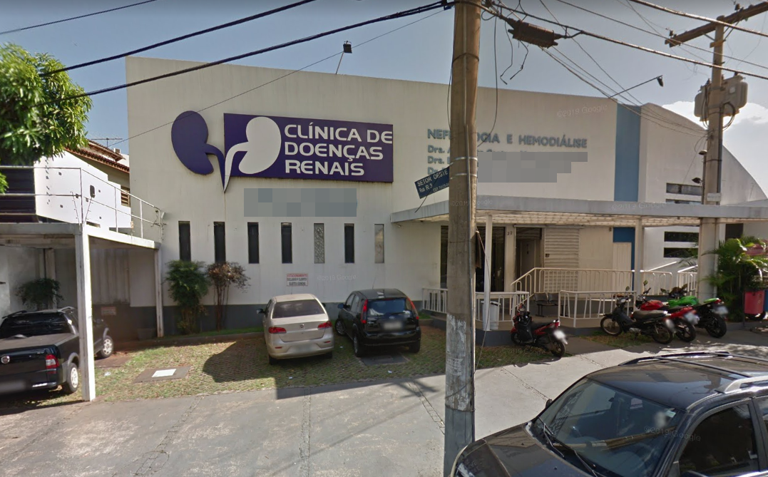 Familiares de pacientes denunciam problemas em clínica de hemodiálise, em Goiânia