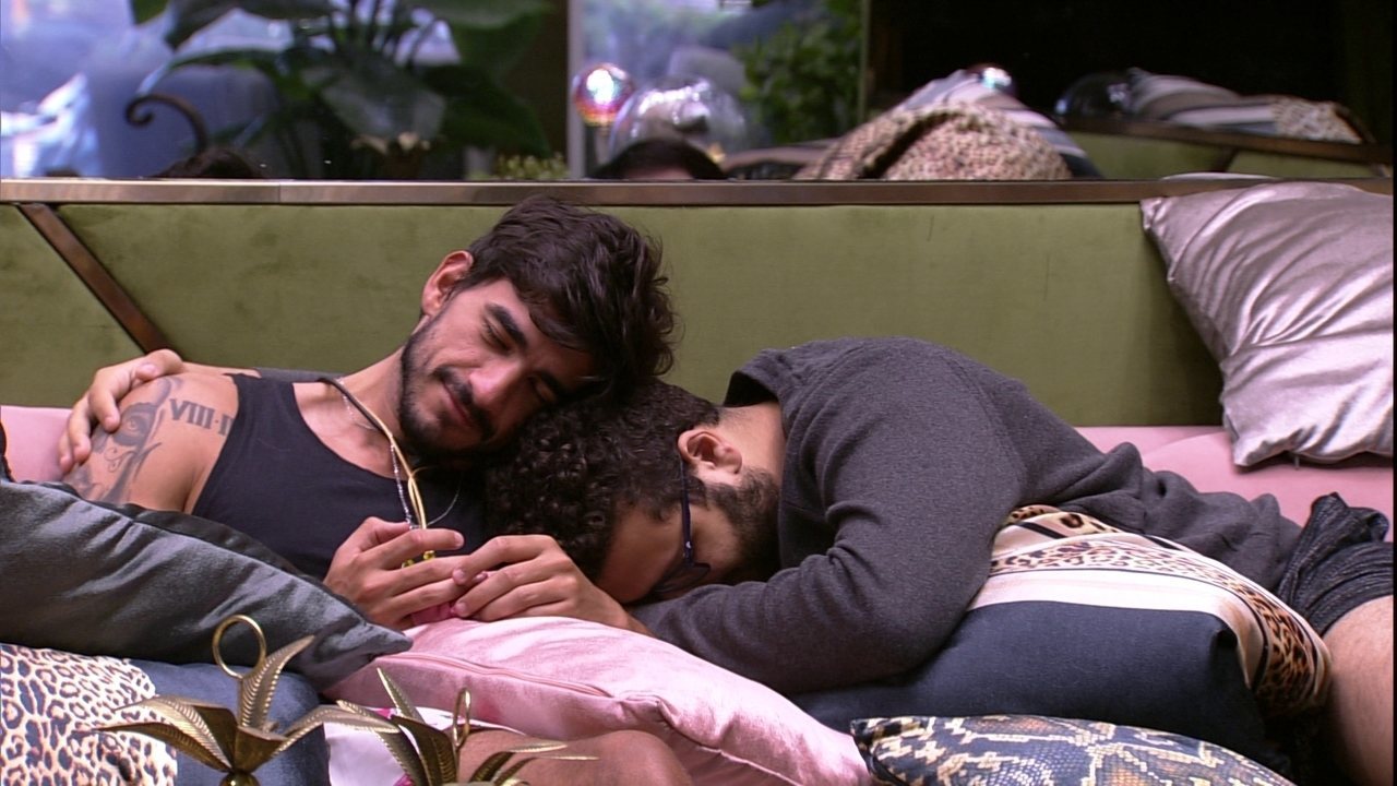 'Estou torcendo por vocês, já superei', diz Victor Hugo para Guilherme BBB 20