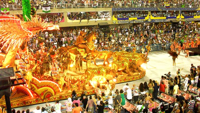 São Paulo e Salvador farão carnaval unificado em julho de 2012, afirma colunista