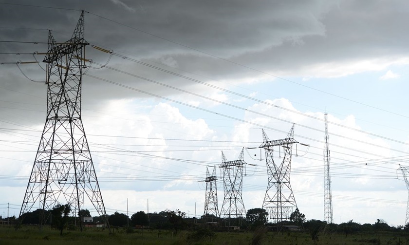 A Agência Nacional de Energia Elétrica (Aneel) decidiu nesta terça-feira suspender, até dezembro, a taxa extra na conta de luz, cobrada por meio das bandeiras tarifárias (Foto: Reprodução ABR)