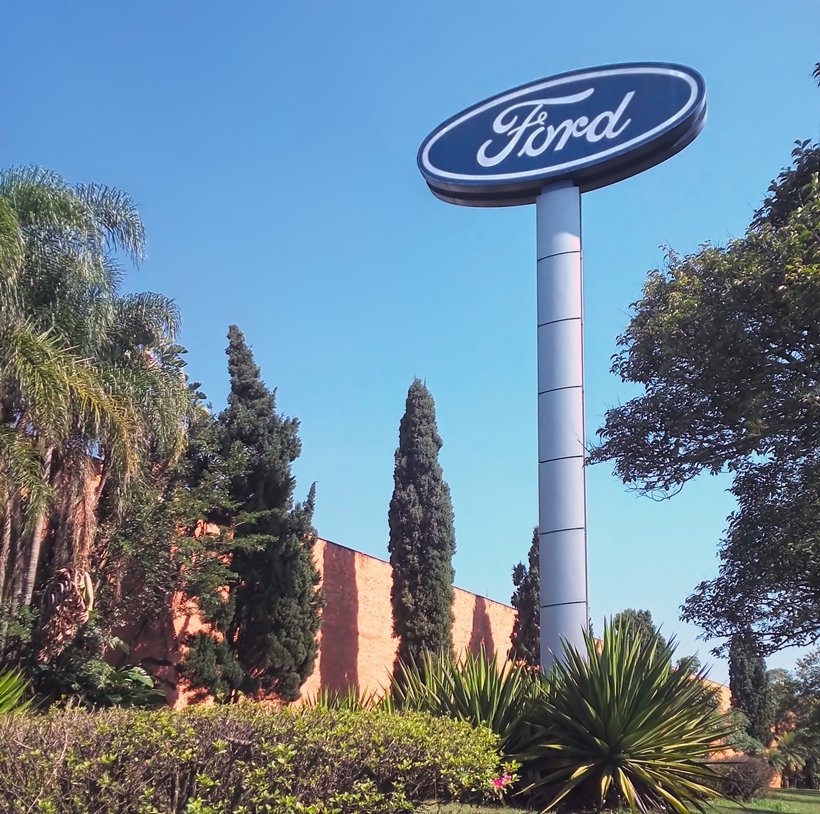 Ford cortará 3 mil empregos para financiar mudança para veículos elétricos