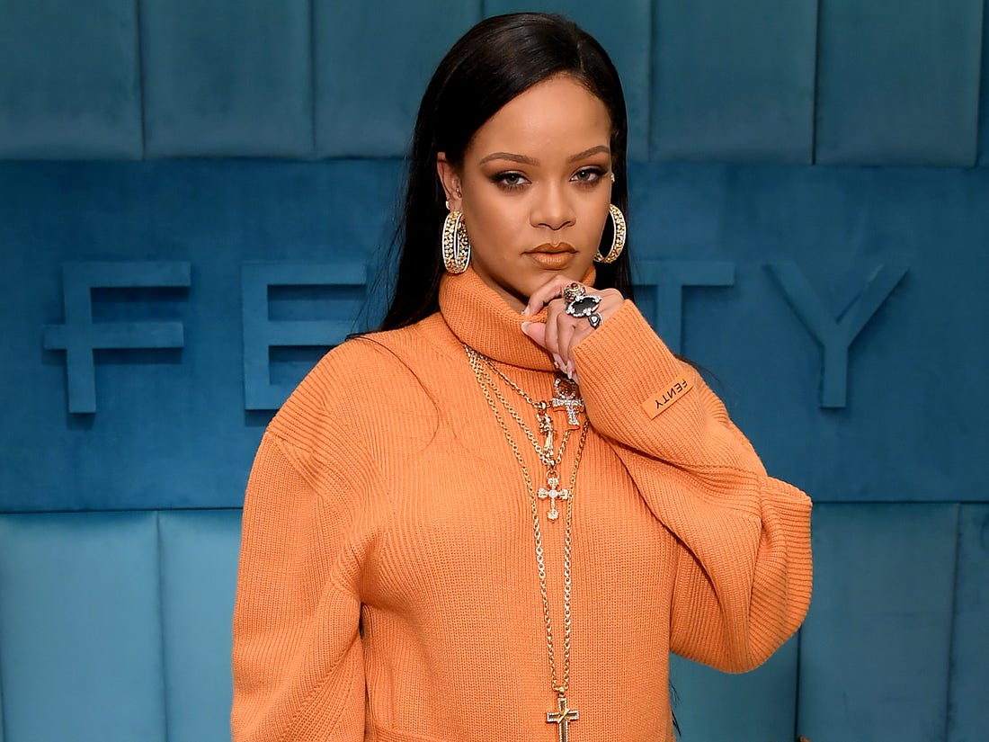 Fundação de Rihanna doa US$ 5 milhões para combate ao coronavírus