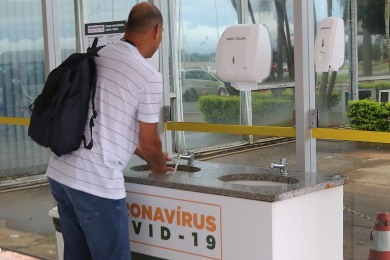 Mais quatro casos de coronavírus foram registrados em Goiás. Com isso, as confirmações no Estado chegaram a 65. (Foto: Fábio Pozzebom/Agência Brasil)