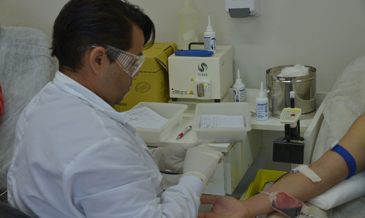 Covid-19: DF inicia pesquisa de plasma de pacientes curados