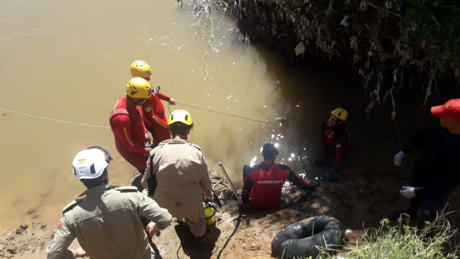 Corpo de jovem que se afogou é encontrado depois de seis dias de buscas, em Santo Antônio do Descoberto