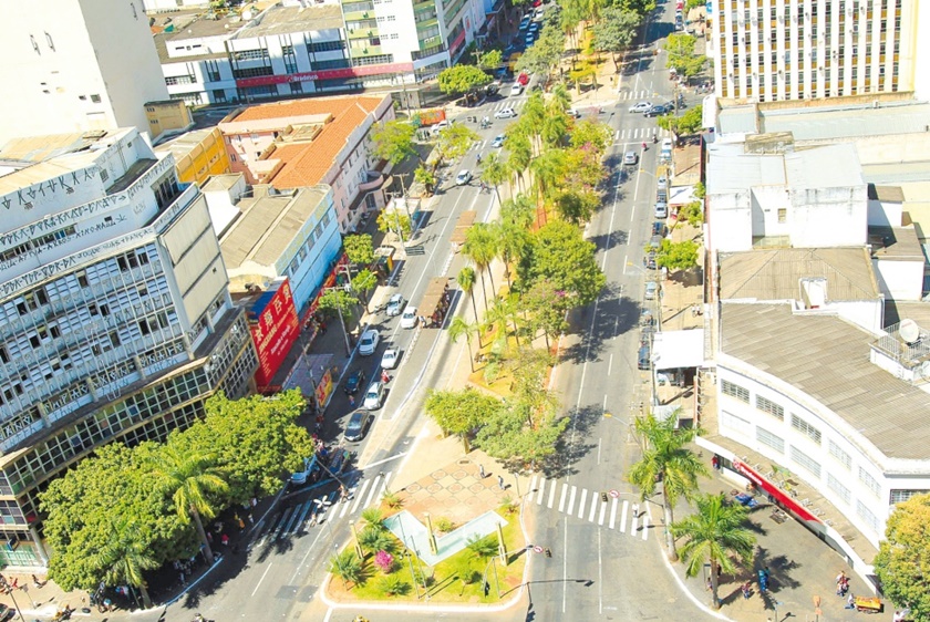 Obras do BRT: Cruzamento da Avenida Goiás com a Avenida Anhanguera foi reaberto