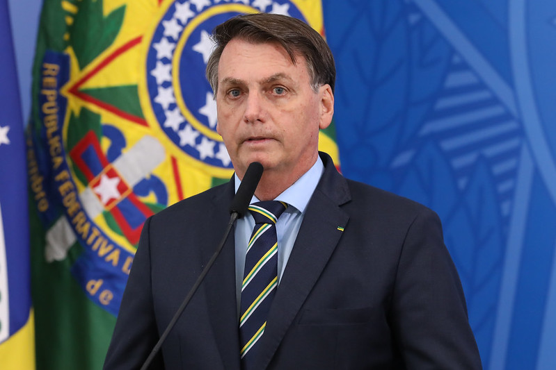 Bolsonaro diz que Moro pediu para trocar Valeixo só após sua indicação ao STF