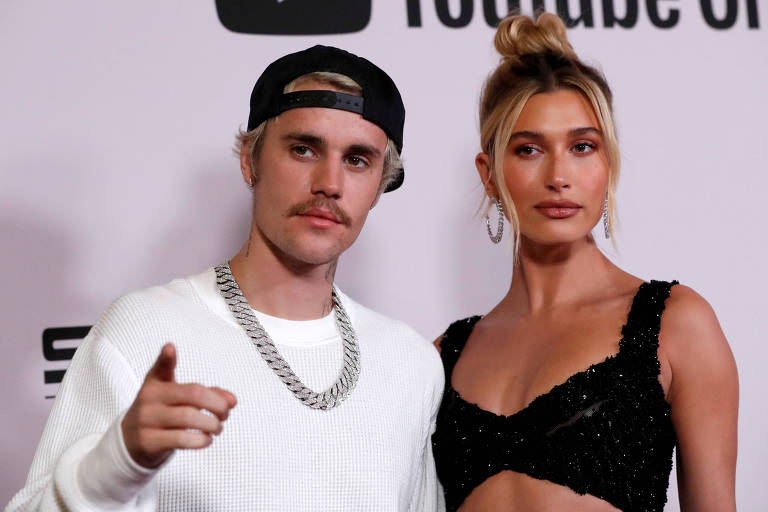 Justin Bieber e Hailey querem processar cirurgião que indicou plásticas da modelo