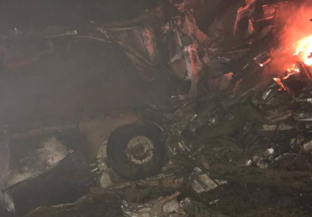 Avião com paciente do coronavírus pega fogo depois de cair no Ceará (Foto: Reprodução/vídeo)