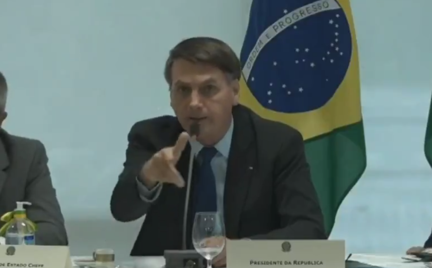 "Não teremos outro dia como ontem", afirma Bolsonaro em recado ao STF