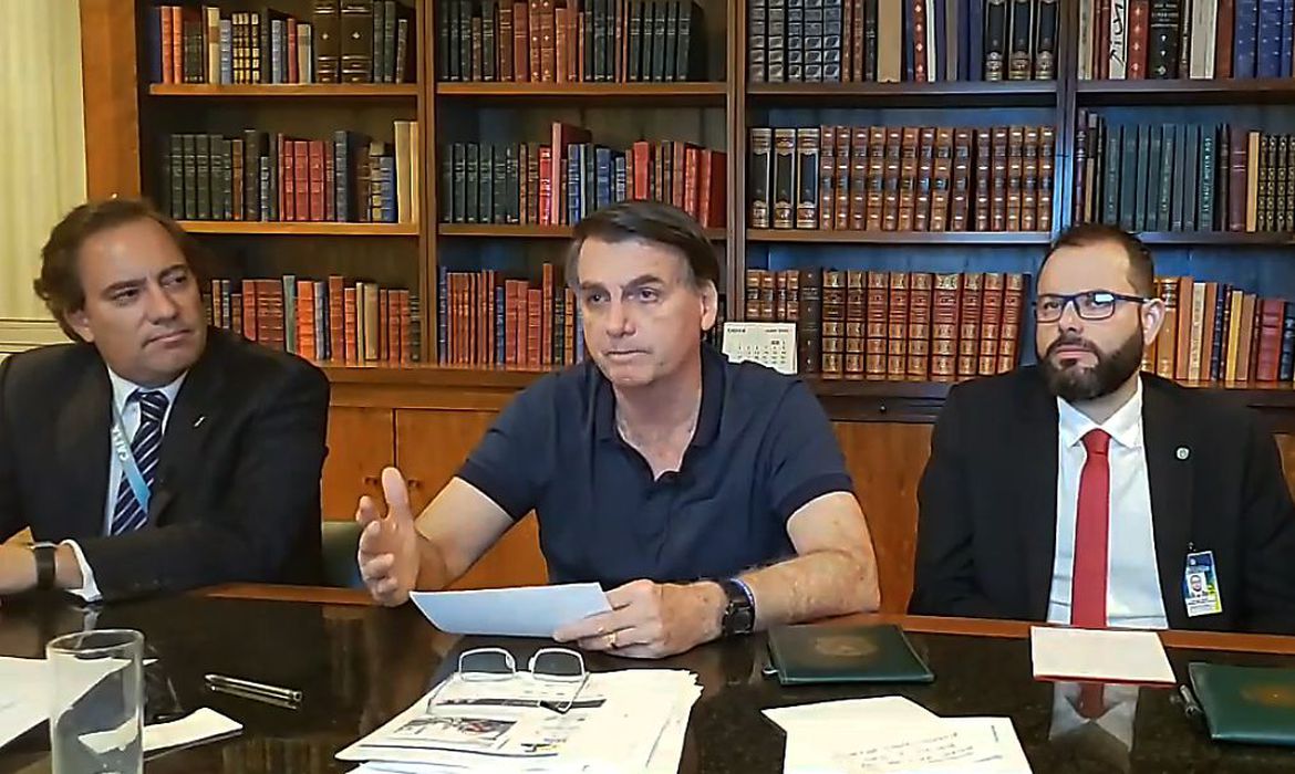 O presidente Jair Bolsonaro afirmou nesta quinta-feira (28) que o governo deve propor uma quarta parcela do auxílio emergencial. (Foto: reprodução)