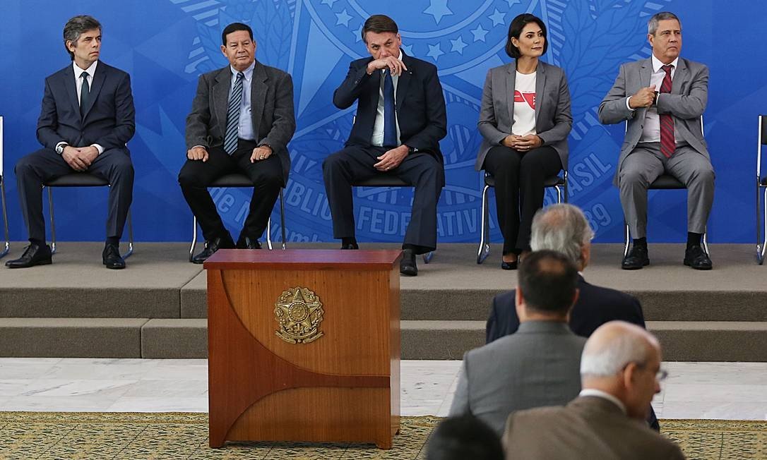 O TRF-3 determinou, nesta quarta-feira, que o presidente Jair Bolsonaro divulgue os laudos dos seus exames para detectar o novo coronavírus. (Foto: Jorge William/O Globo)